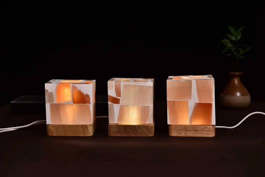 Honey Calcite Lamp – 3 Inch Crystal Cube Lamp