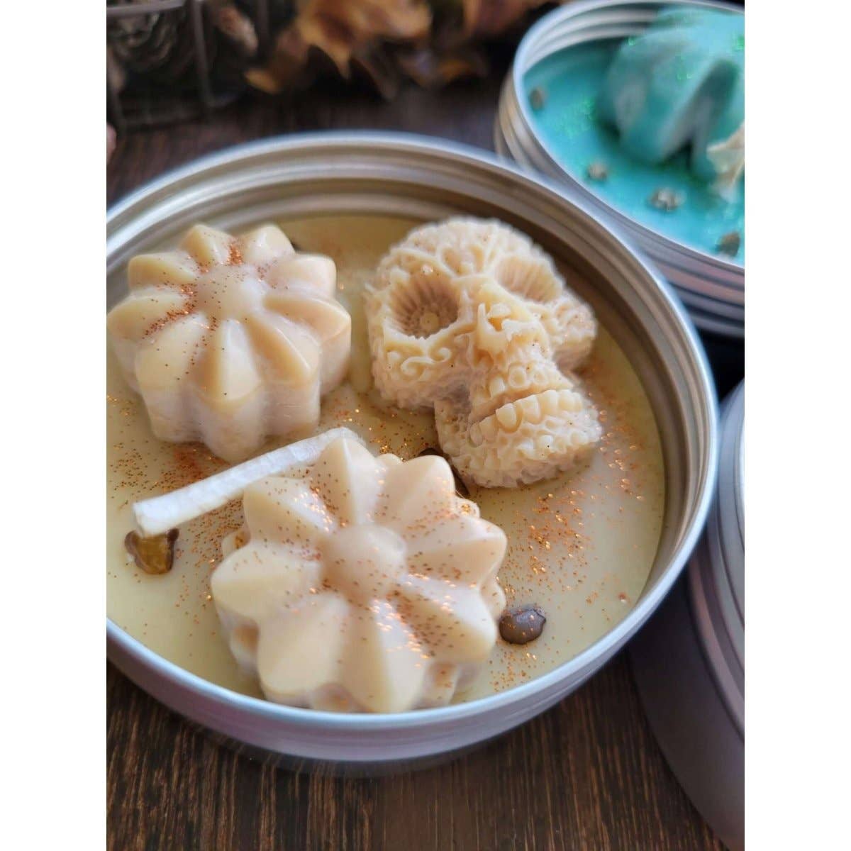 Soy Candles with Crystal chips, Aromatherapy, 4oz/Candle